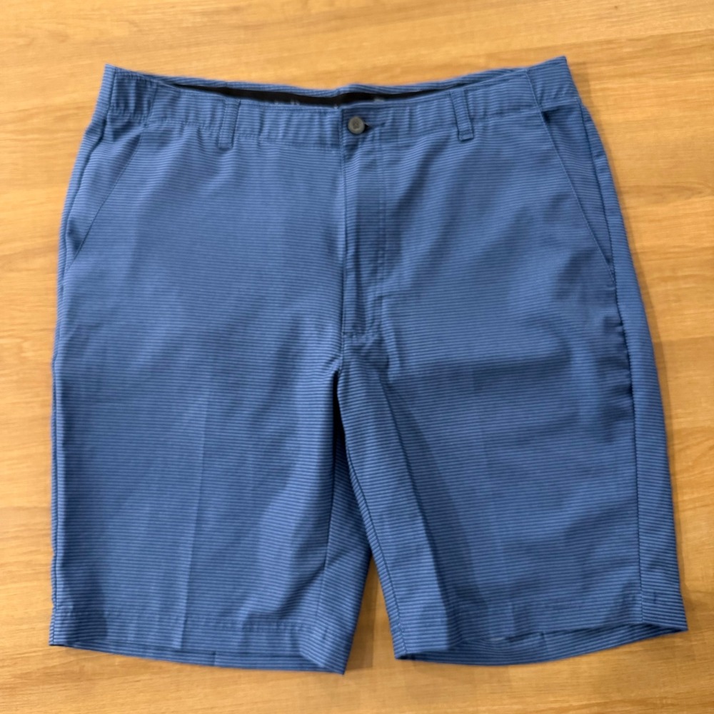 Pebble Beach Mens Size 36 Blue Striped Golf Shorts Polyester Spandex Performance
